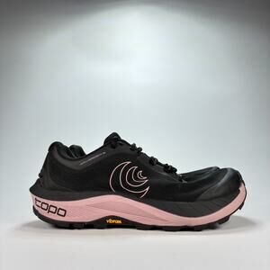 Topo Athletic MTN Racer 3 Black Mauve Outdoor Trail Running Shoes Women's Size 9